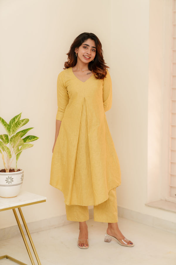 Charu Gold Kurti Set
