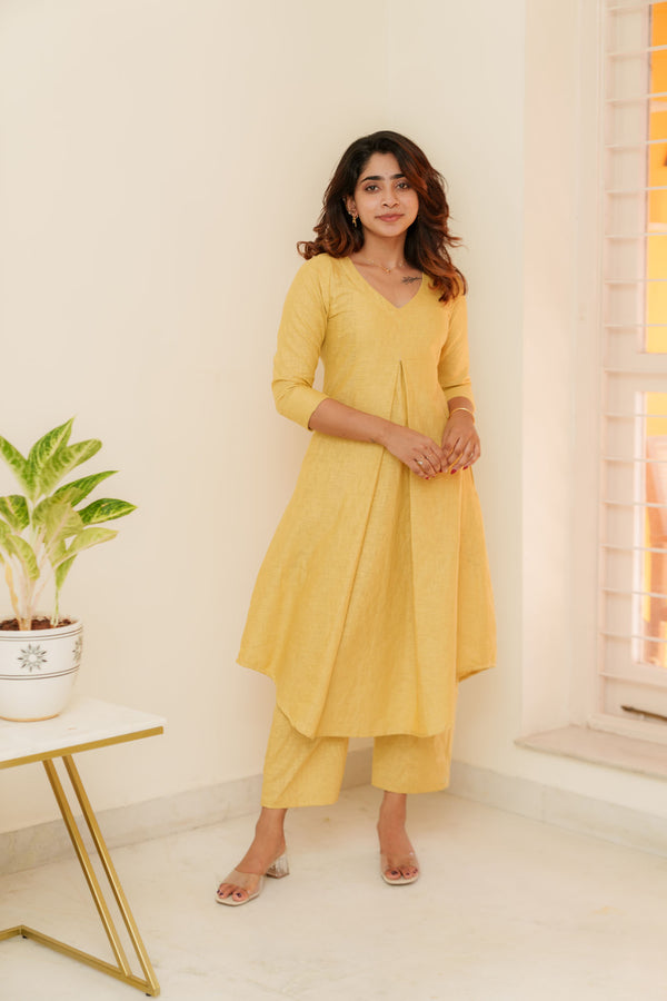 Charu Gold Kurti Set