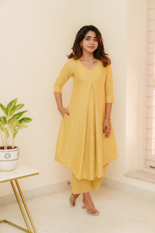 Charu Gold Kurti Set