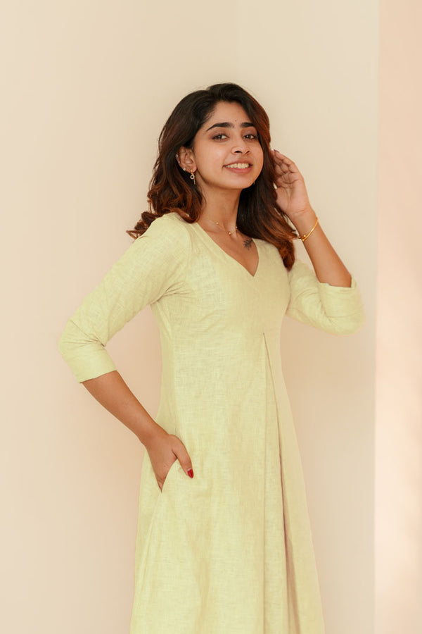 Charu Cream Kurti Set