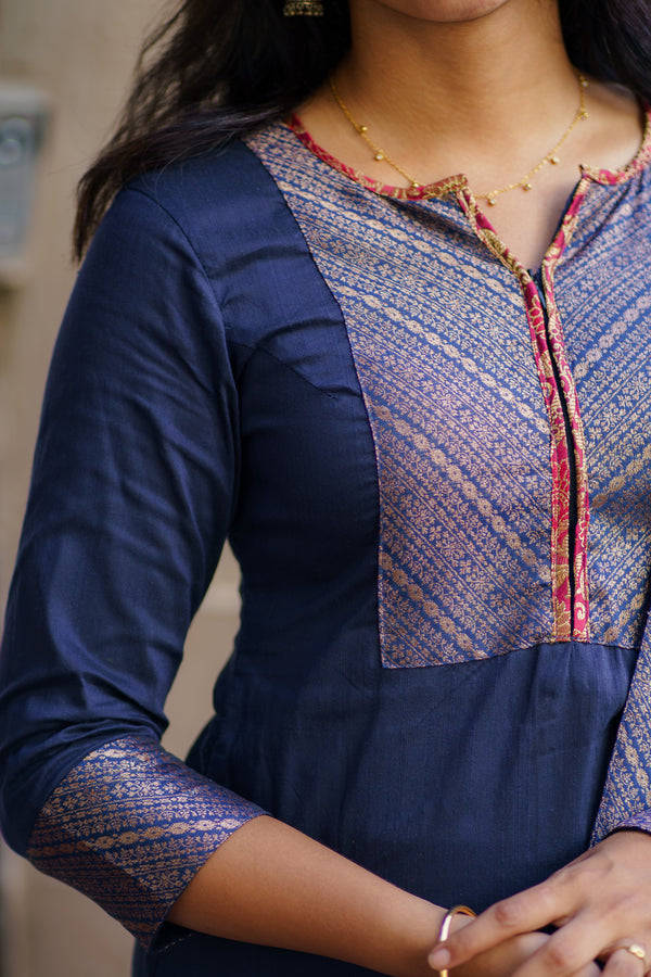 Mithra Navy Blue Kurti Set