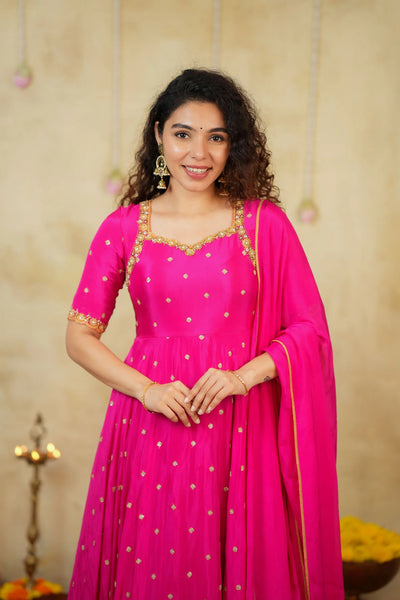 Yamuna Rani Pink Maxi Dress (Set of 2)