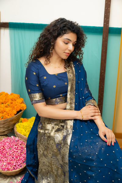 Ishwarya Navy Crop top & Skirt