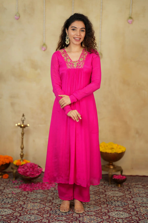 Kiara Rani Pink Kurta Set (Set of 2)