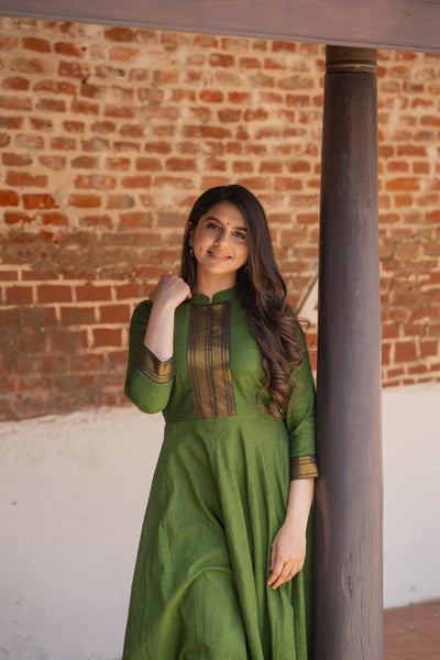 Raksha Olive Green Mangalgiri Co-Ord Set (Set of 2)