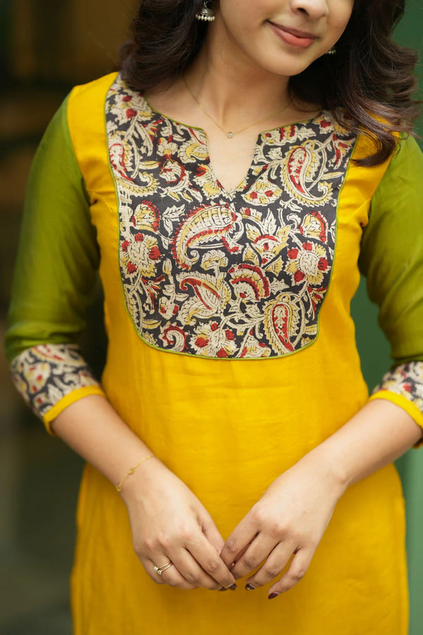 Samriddhi Yellow Kurti (Set of 2)