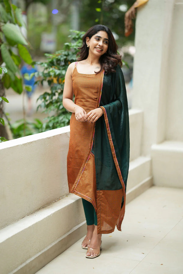 Narmada Rust with Green Kurti