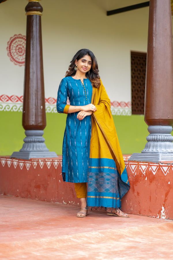 Akshita Blue