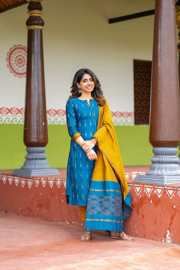 Akshita Blue