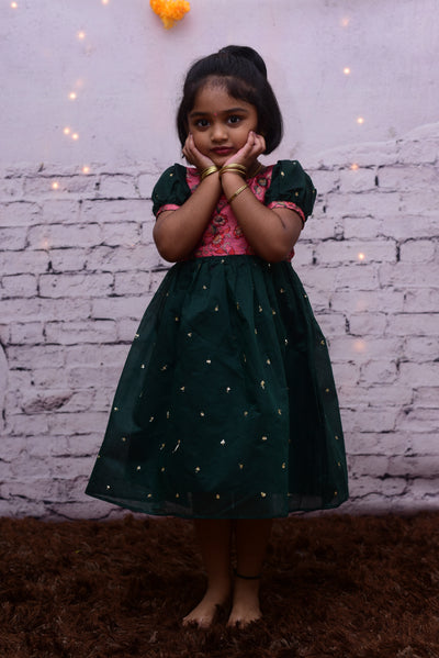 Chaaya Green with Peach mini