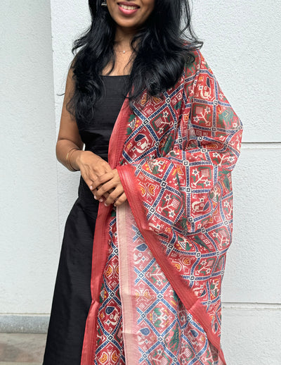Dharvi Black With Maroon Patola Printed Chanderi Dupatta