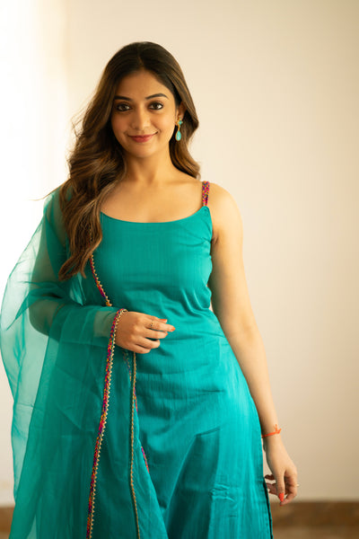 Kanmani Teal